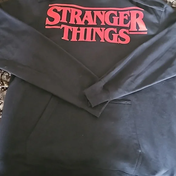 Stranger Things Hoodie size L - Picture 3 of 5